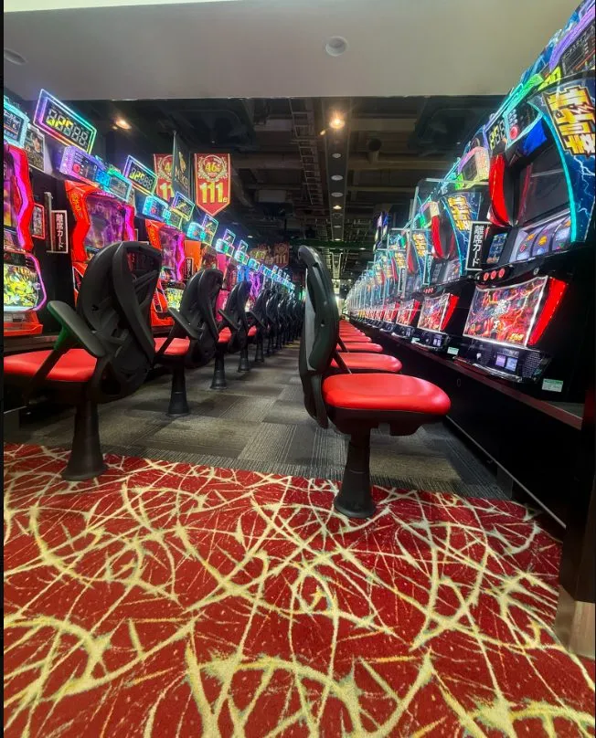 モコ鈴蘭台店 店内